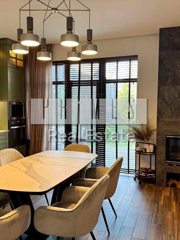 Антонія Михайловського вул., 1