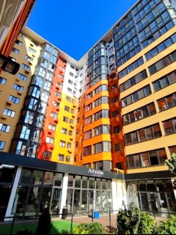 Олексія Вадатурського вул. (Маршала Малиновського), 18