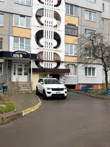 Євгена Коновальця вул., 14