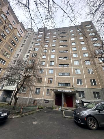 Трамвайна вул. (Революційна), 79а