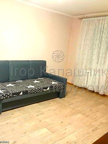 Василя Стуса вул., 9