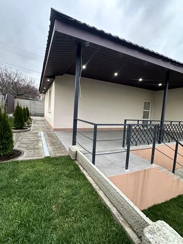 Сурська вул., 39