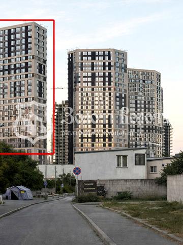 Дегтярівська вул., 25-Е