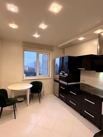 Ованеса Туманяна вул., 15-А