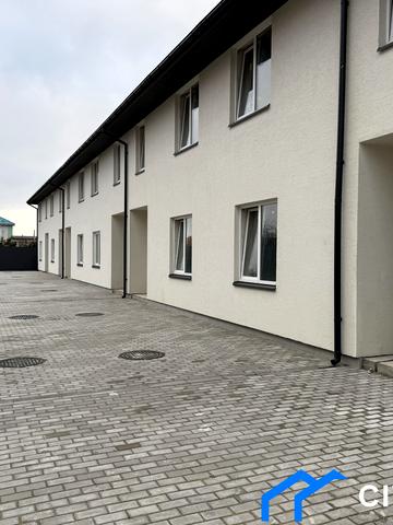 Нова Виноградна вул., 34