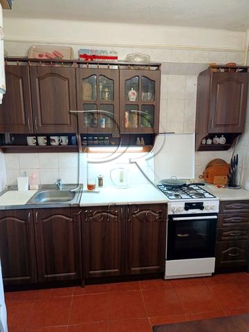 Богатирська вул., 2