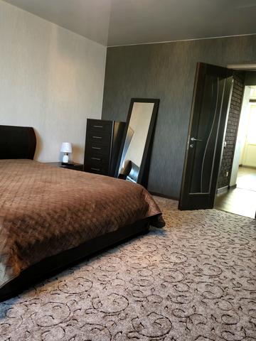 Миколи Амосова пров. (Червоний), 28а