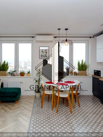 Сергія Данченка вул., 32