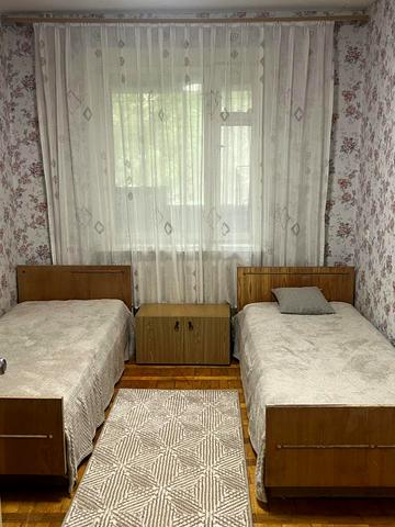 Володимира Лучаковського вул., 10