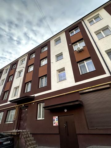 Гетьмана Дорошенка вул., 4