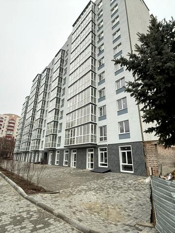 Героїв України вул., 6А