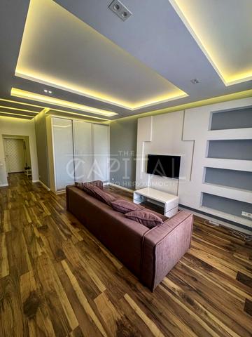 Саксаганського вул., 37-К