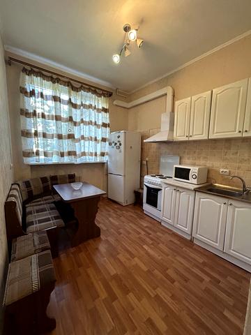 Олексія Вадатурського вул. (Маршала Малиновського), 66