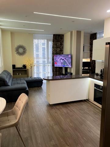 Сімферопольська вул., 2-К