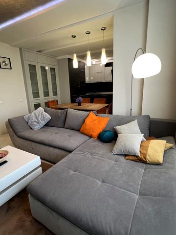 Івана Величковського вул., 7