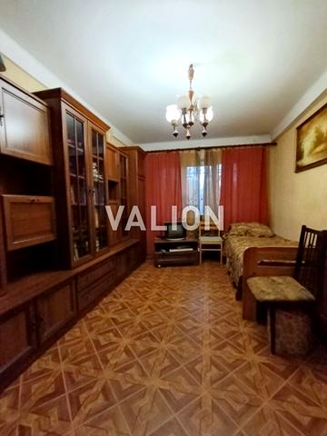 Олександра Довженка вул., 8