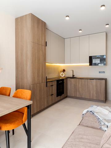 Незалежності України вул., 19-Б