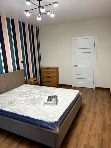 Кадетський Гай вул., 10