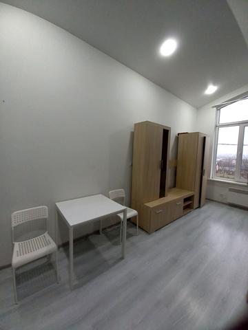 Євгена Чикаленка вул. (Матросова), 8