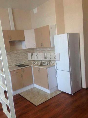 Нагірна вул., 18/16