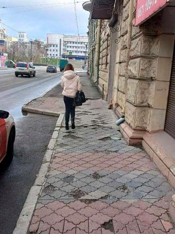 Полтавський Шлях вул., 1/3