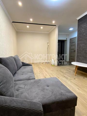 Льва Ландау просп. (50-річчя СРСР), 52-А