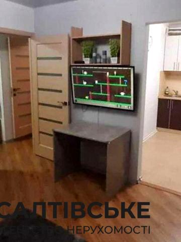 Академіка Павлова вул., 132