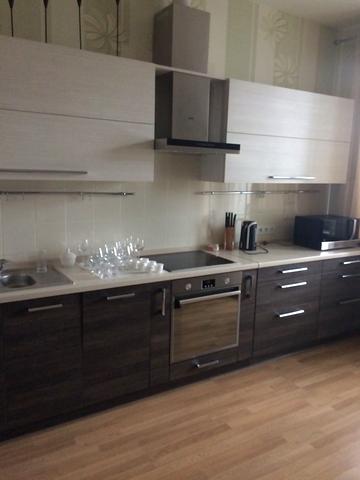 Генерала Шаповала вул. (Механізаторів), 2