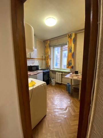 Ольжича вул., 19/28