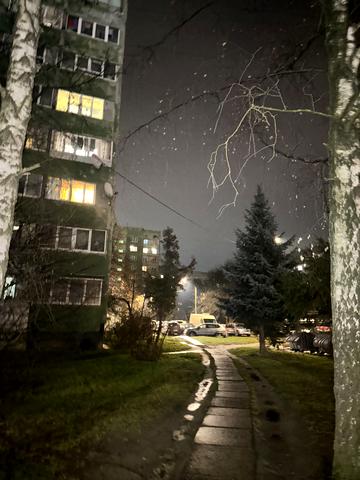 Зубрівська вул., 25