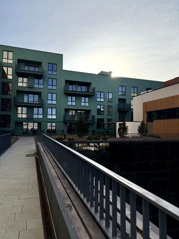 Любінська вул., 98