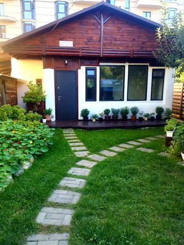 Лисенка вул., 13В