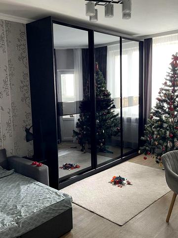 Ювілейний просп. (), 67б