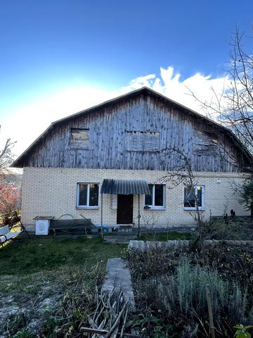 Весняна вул., 30