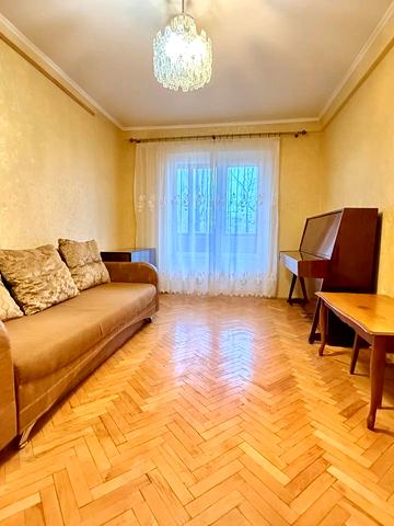 Ореста Левицького вул. (Академіка Курчатова), 3-А