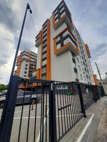 Старокостянтинівське шосе, 20/8