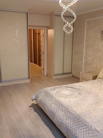 Валерія Лобановського просп., 150-Д