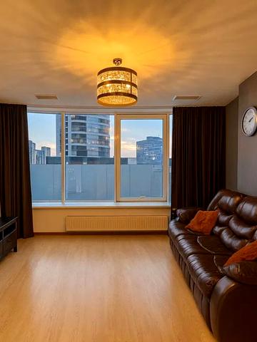 Королеви Єлизавети ІІ вул. (Глинки), 2