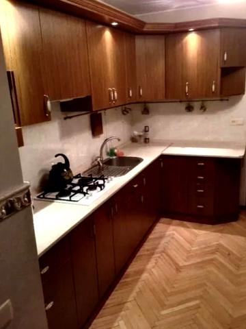 Суботівська вул., 7