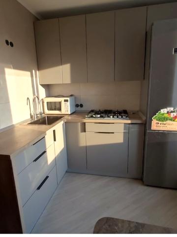 Олександра Коваленка вул. (Нахімова), 36