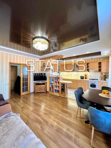 Соборності вул. (Жовтнева), 40Д