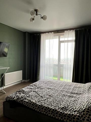 Полковника Гуляєва просп. (Маршала Жукова), 111