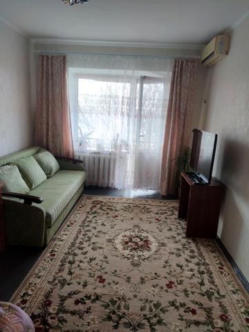 Олександра Поля просп. (Кірова), 90-А