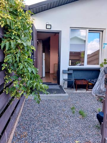 Абрикосова, 40