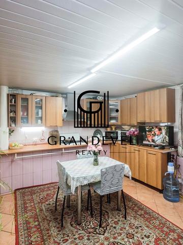 будівельників, 5