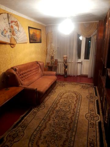 Олега Ольжича вул. (Ленінградська), 1а