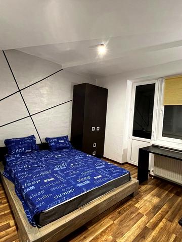 Богдана Хмельницького вул., 51е