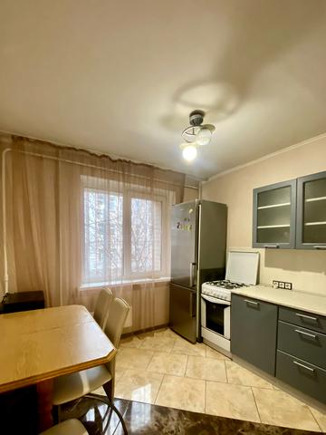 Кирилівська вул. (Фрунзе), 30/5