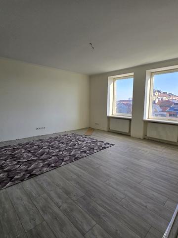 Гетьмана Мазепи вул., 87а