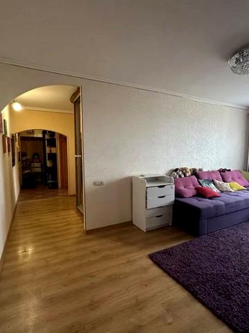 Амосова вул. (Корчагінців), 9